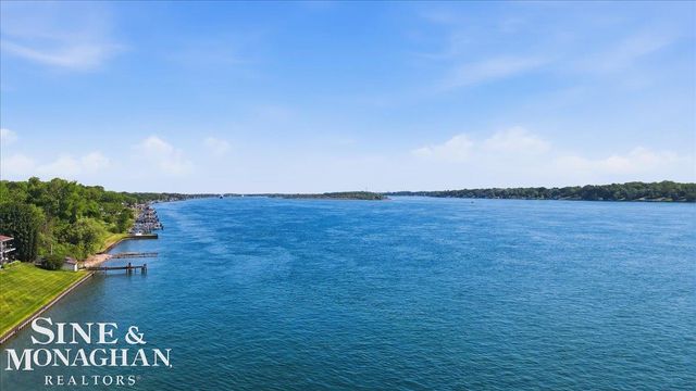 1715 River Road 58, Saint Clair, MI 48079