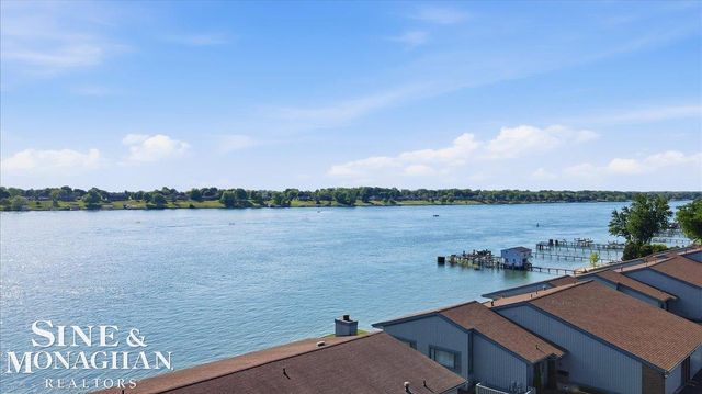 1715 River Road 58, Saint Clair, MI 48079