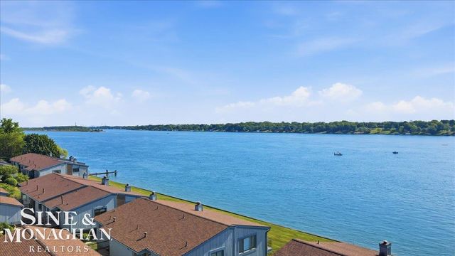 1715 River Road 58, Saint Clair, MI 48079