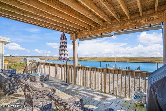 322 Dock Road, West Creek, NJ 08092