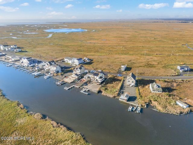 322 Dock Road, West Creek, NJ 08092