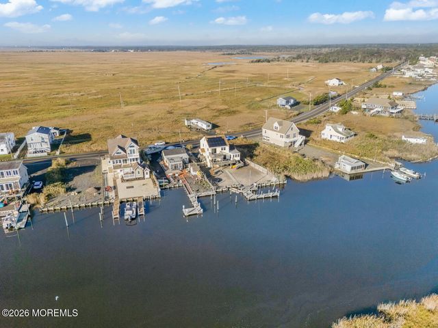 322 Dock Road, West Creek, NJ 08092