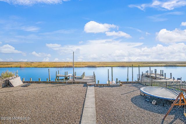 322 Dock Road, West Creek, NJ 08092