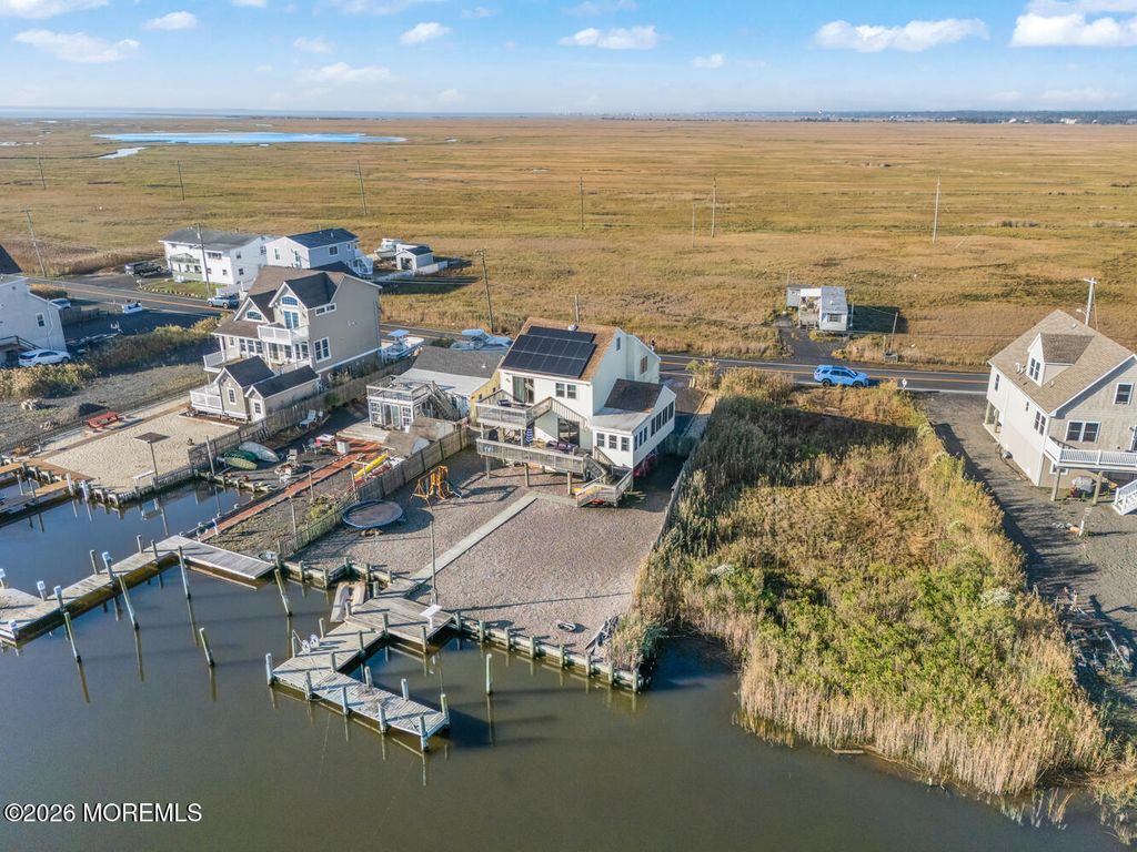 322 Dock Road, West Creek, NJ 08092