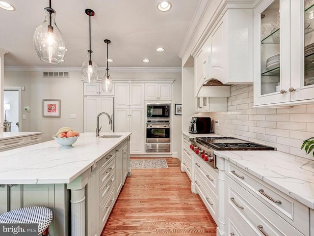 46 SPRINGHILL FARM CT, Cockeysville, MD 21030