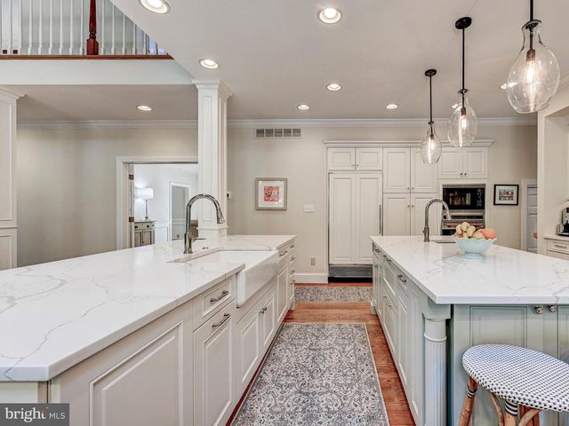 46 SPRINGHILL FARM CT, Cockeysville, MD 21030