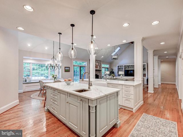 46 SPRINGHILL FARM CT, Cockeysville, MD 21030