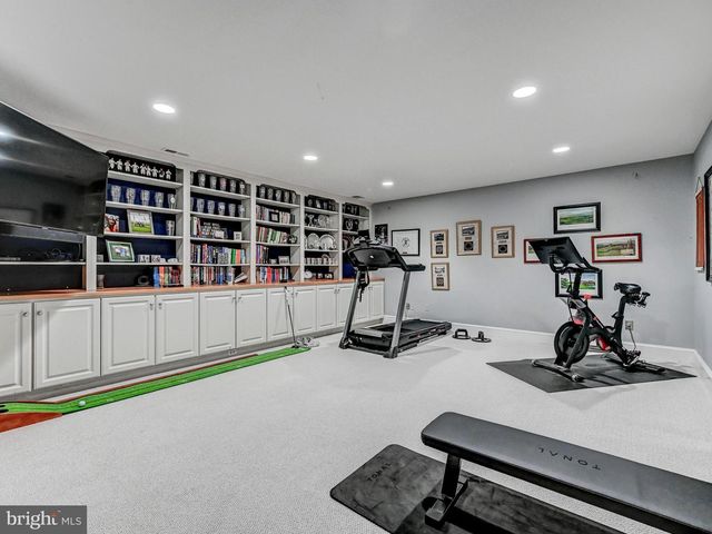 46 SPRINGHILL FARM CT, Cockeysville, MD 21030