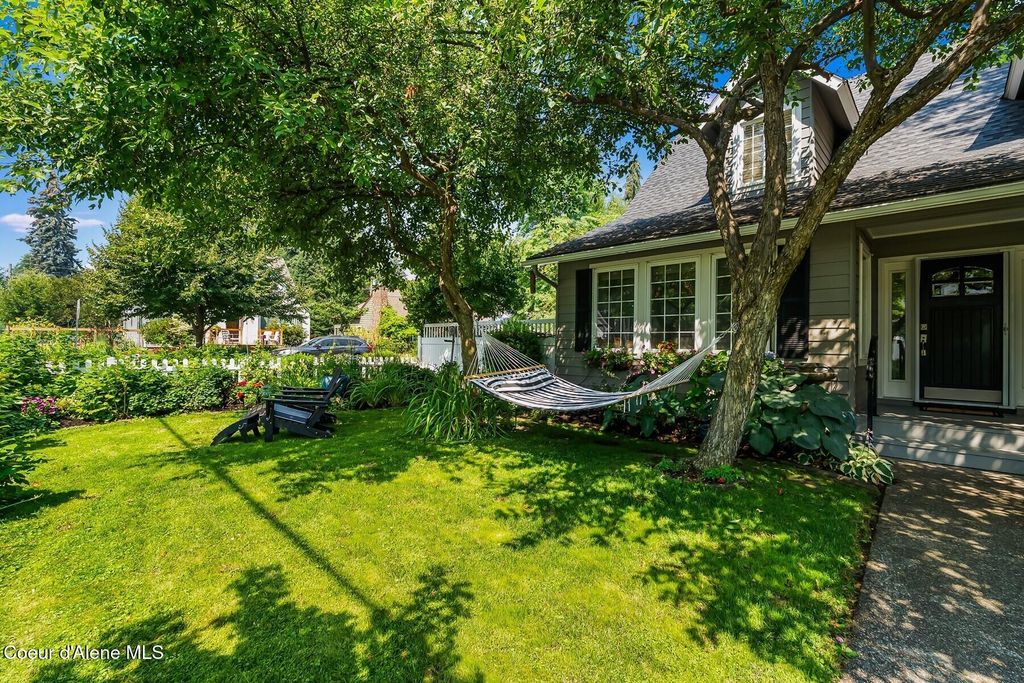 1405 E Young Avenue, Coeur d'Alene, ID 83814 photo 4