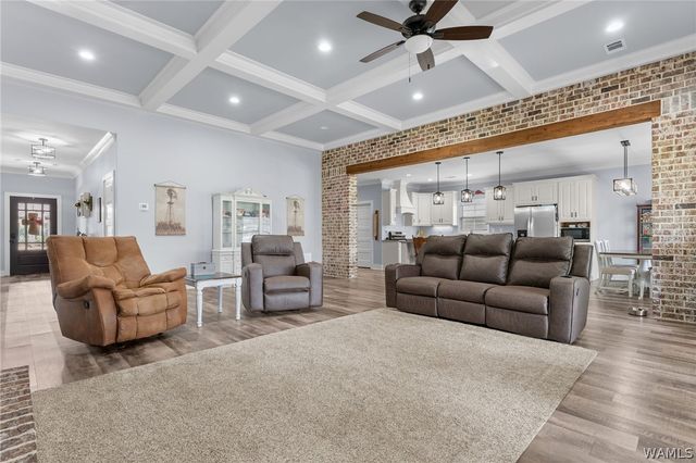 11958 Glen Ridge, Moundville, AL 35474