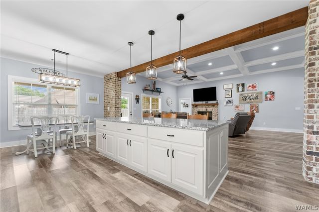 11958 Glen Ridge, Moundville, AL 35474