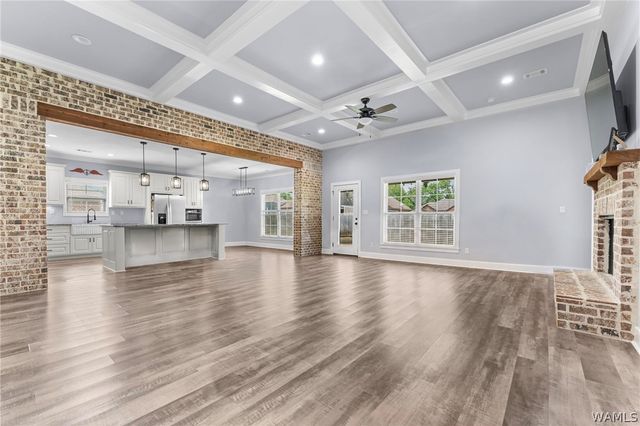 11958 Glen Ridge, Moundville, AL 35474