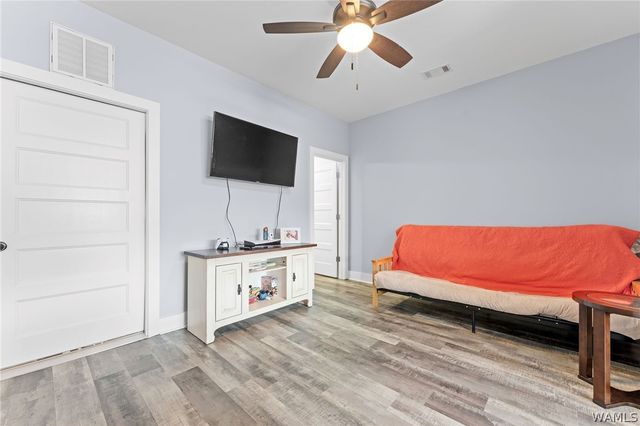 11958 Glen Ridge, Moundville, AL 35474