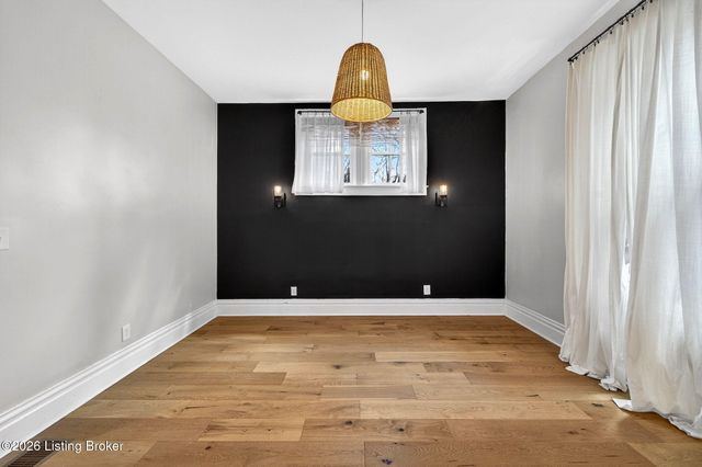 213 Haldeman Ave, Louisville, KY 40206