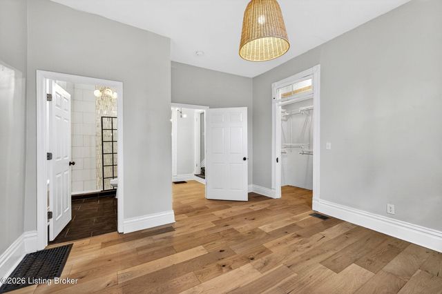 213 Haldeman Ave, Louisville, KY 40206