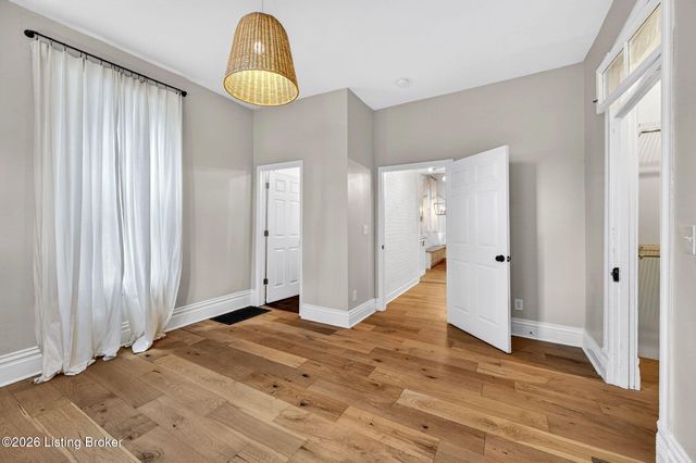 213 Haldeman Ave, Louisville, KY 40206