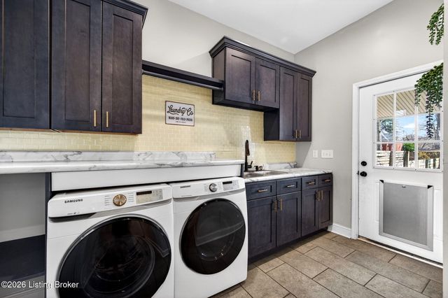 213 Haldeman Ave, Louisville, KY 40206