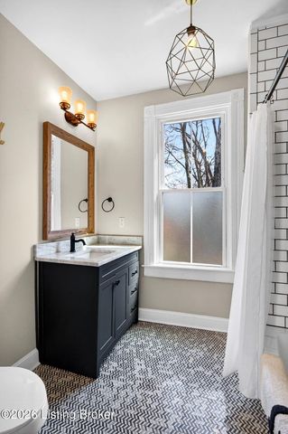 213 Haldeman Ave, Louisville, KY 40206