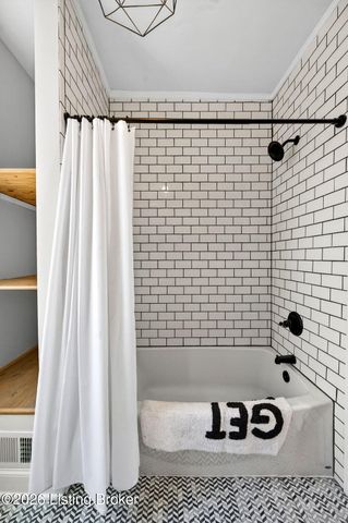 213 Haldeman Ave, Louisville, KY 40206