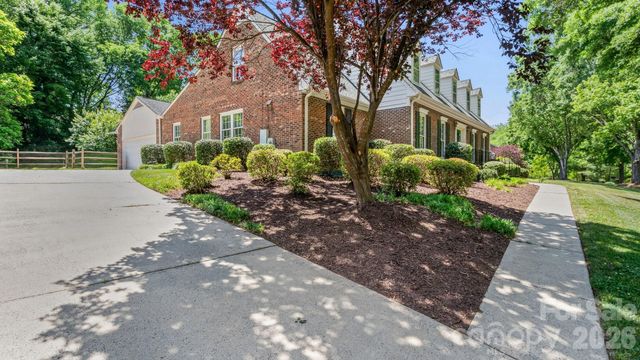 2327 Hamilton Mill Road, Charlotte, NC 28270