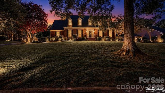 2327 Hamilton Mill Road, Charlotte, NC 28270