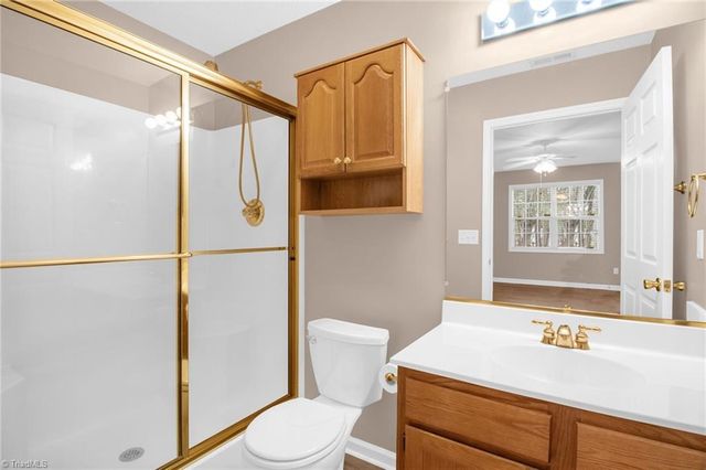 124 Bethania Oaks Circle, Pfafftown, NC 27040