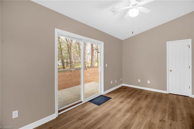 124 Bethania Oaks Circle, Pfafftown, NC 27040