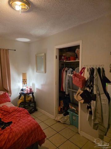 5504 Clearwater Ave, Pensacola, FL 32505