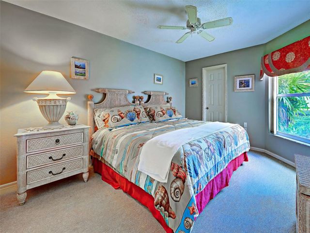 1176 HARBOR TOWN WAY, Venice, FL 34292