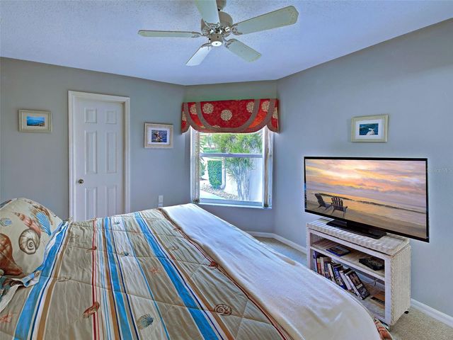 1176 HARBOR TOWN WAY, Venice, FL 34292