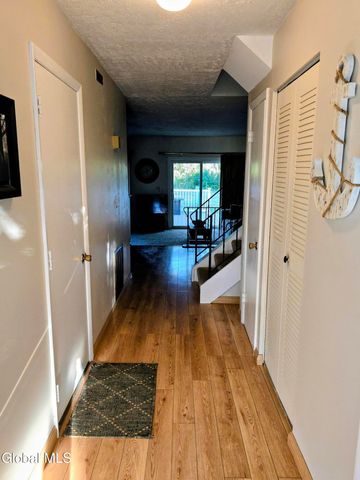 22 Ziemke Farm Lane, Cohoes, NY 12047