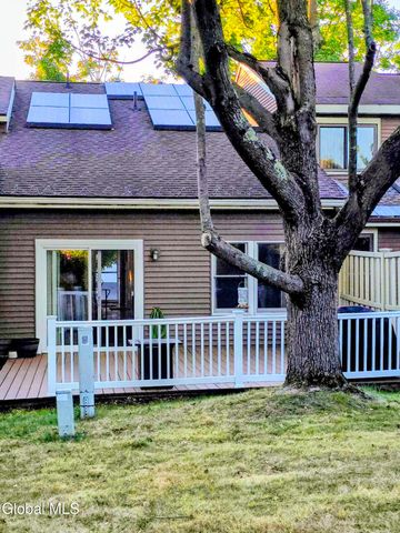 22 Ziemke Farm Lane, Cohoes, NY 12047