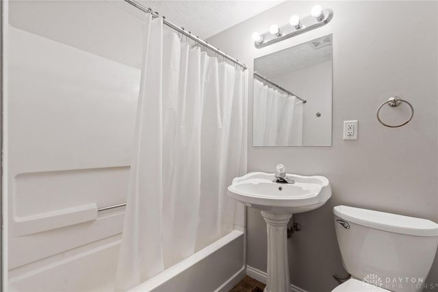 4407 Nowak Avenue, Huber Heights, OH 45424