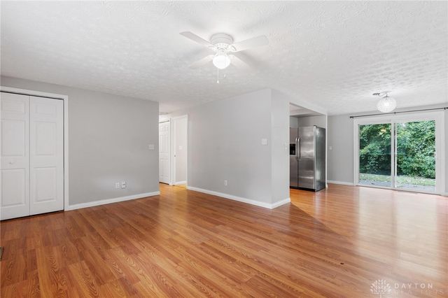 4407 Nowak Avenue, Huber Heights, OH 45424