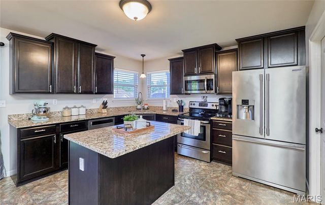 331 Vigilant Street, Wentzville, MO 63385