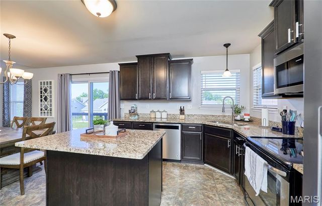 331 Vigilant Street, Wentzville, MO 63385