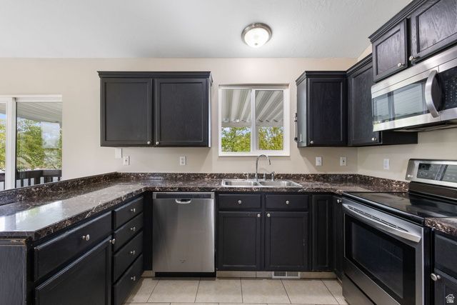 5750 S TROWBRIDGE WAY, Salt Lake City, UT 84118