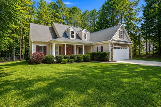 8876 Camp Tree Ct Court, Winston, GA 30187