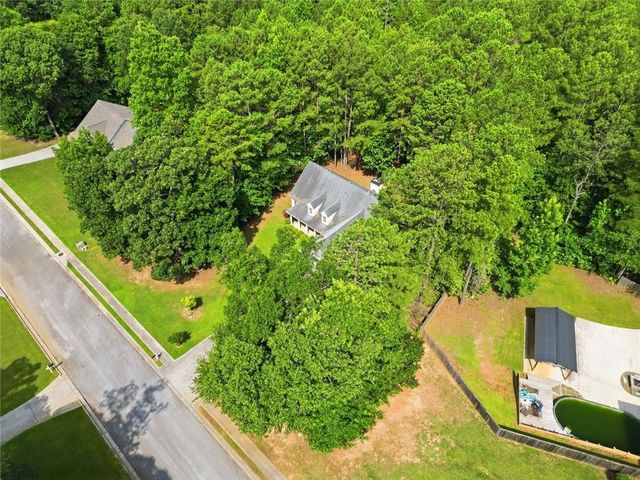 8876 Camp Tree Ct Court, Winston, GA 30187