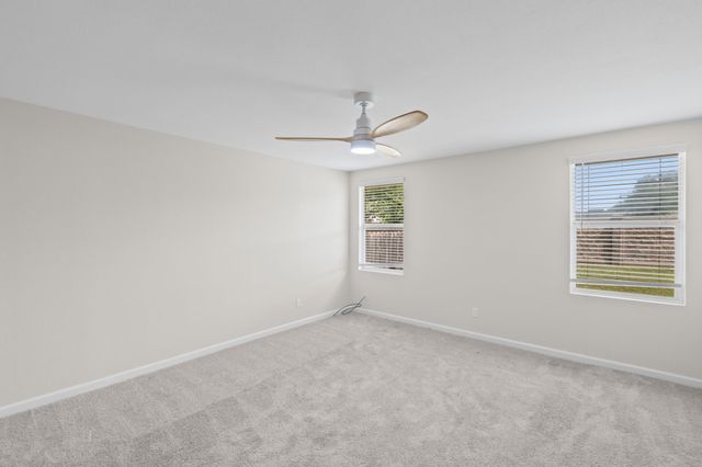 2140 Hacienda Court, Grand Prairie, TX 75052