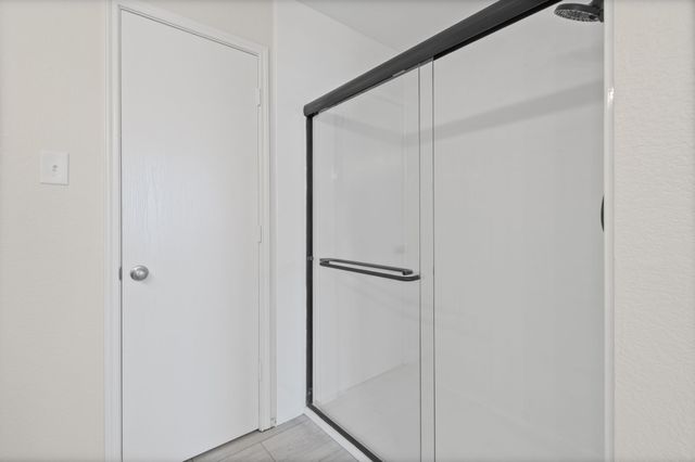 2140 Hacienda Court, Grand Prairie, TX 75052