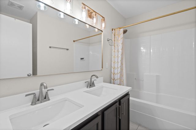 2140 Hacienda Court, Grand Prairie, TX 75052