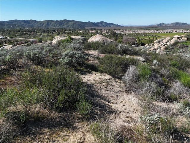 27 Starlight Mesa, Hemet, CA 92544