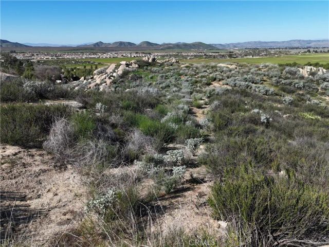 27 Starlight Mesa, Hemet, CA 92544