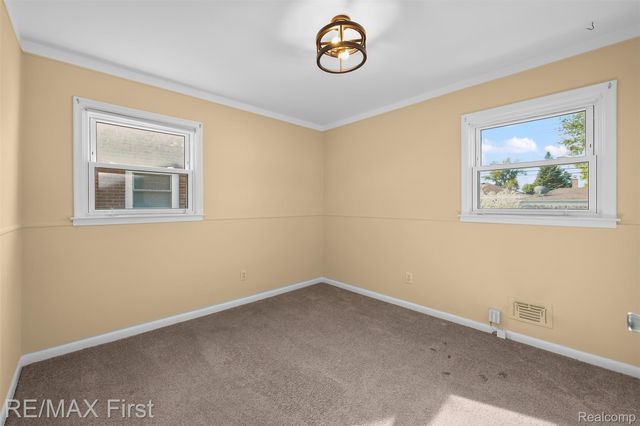 19712 Gaukler Street, St. Clair Shores, MI 48080
