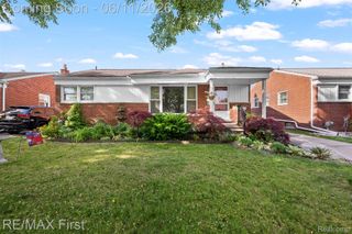 19712 Gaukler Street, St. Clair Shores, MI 48080