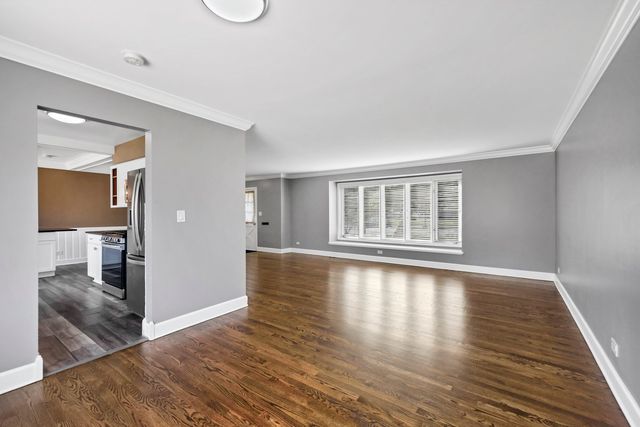 1734 W Rampart Road, Addison, IL 60101