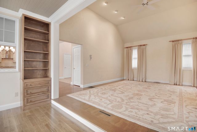 446 Main Street 9, Old Saybrook, CT 06475