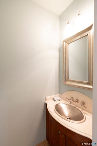 446 Main Street 9, Old Saybrook, CT 06475