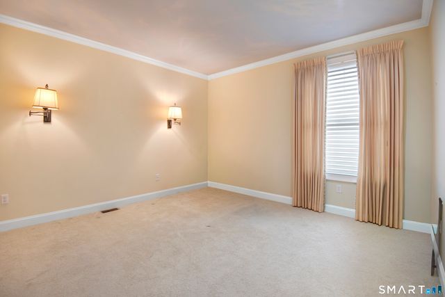 446 Main Street 9, Old Saybrook, CT 06475